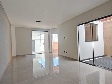 Casa no Sagrada Fam�lia