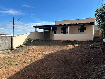 Casa � Venda